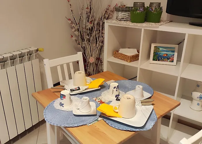 לינה וארוחת בוקר A Casa Di Chiara *